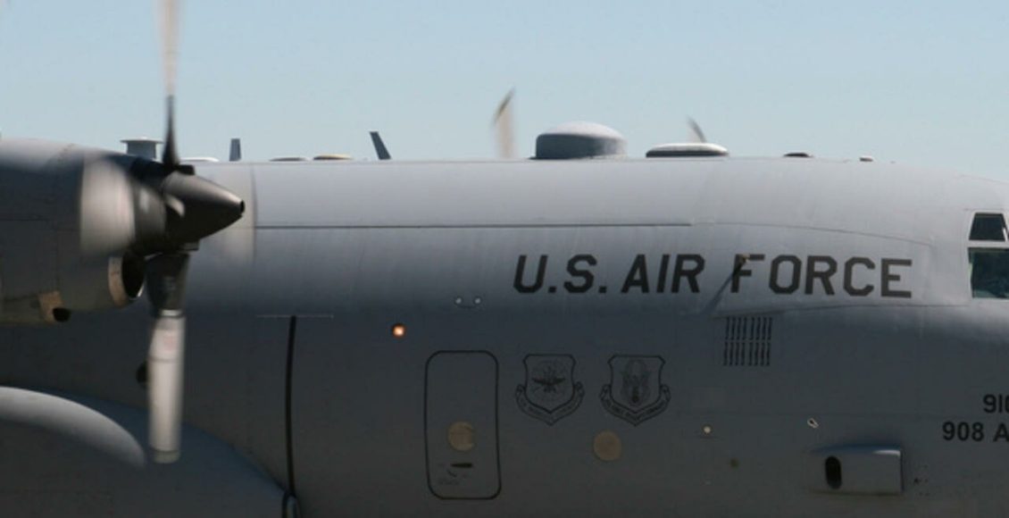 تحطم طائرة عسكرية أميركية جنوب كاليفورنيا على متنها طاقم من خمسة أشخاص