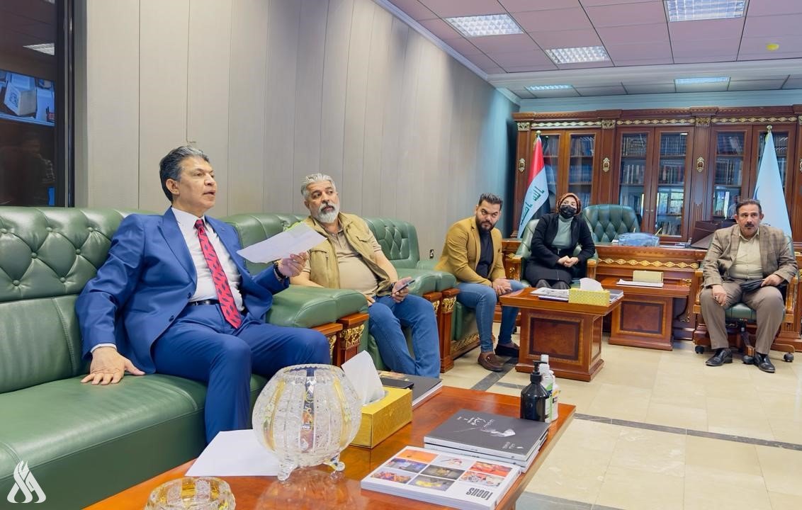 رئيس شبكة الإعلام العراقي كريم حمادي يباشر رسمياً مهام عمله